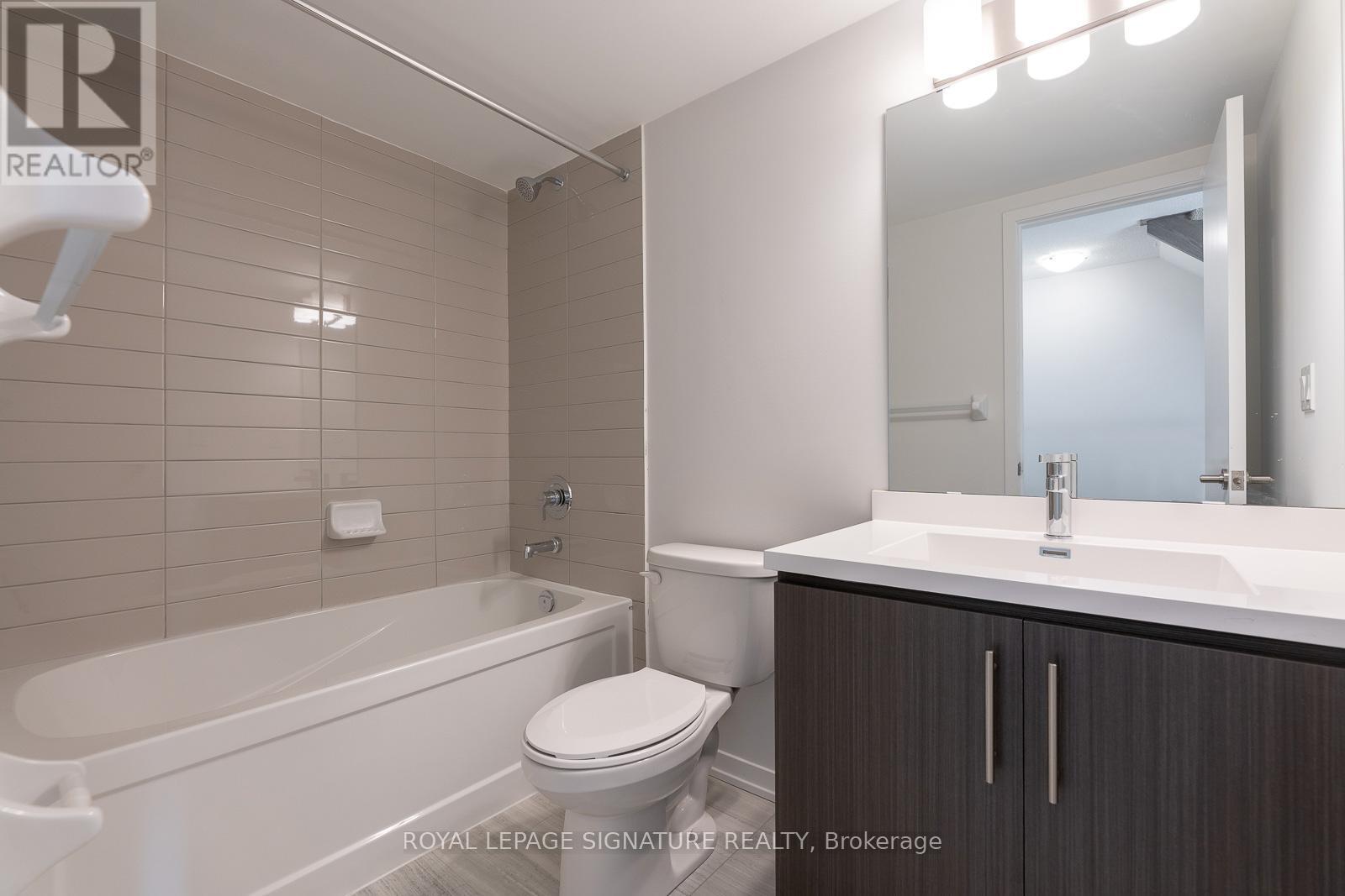 175 Lloyd Janes Lane, Toronto, Ontario  M8V 0J5 - Photo 19 - W12465025