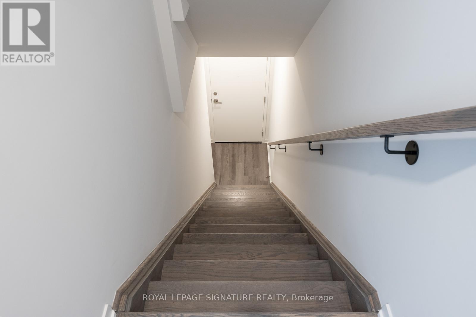 175 Lloyd Janes Lane, Toronto, Ontario  M8V 0J5 - Photo 36 - W12465025