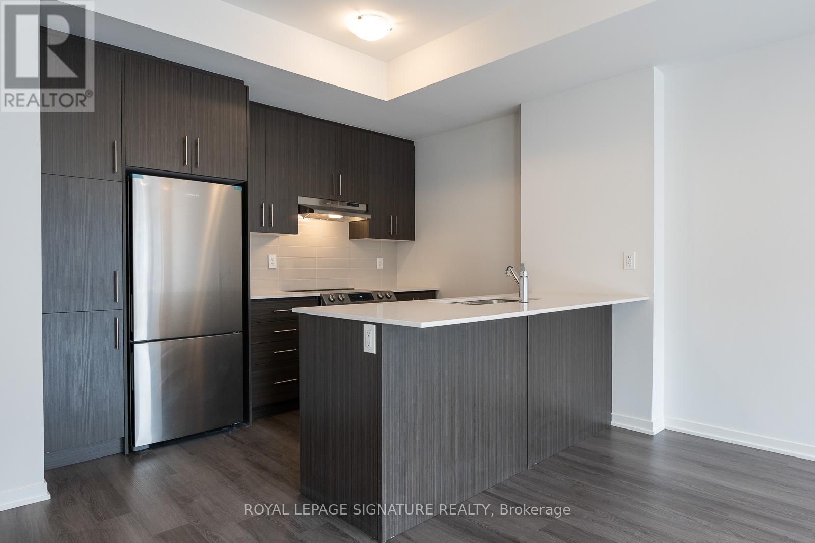 175 Lloyd Janes Lane, Toronto, Ontario  M8V 0J5 - Photo 8 - W12465025