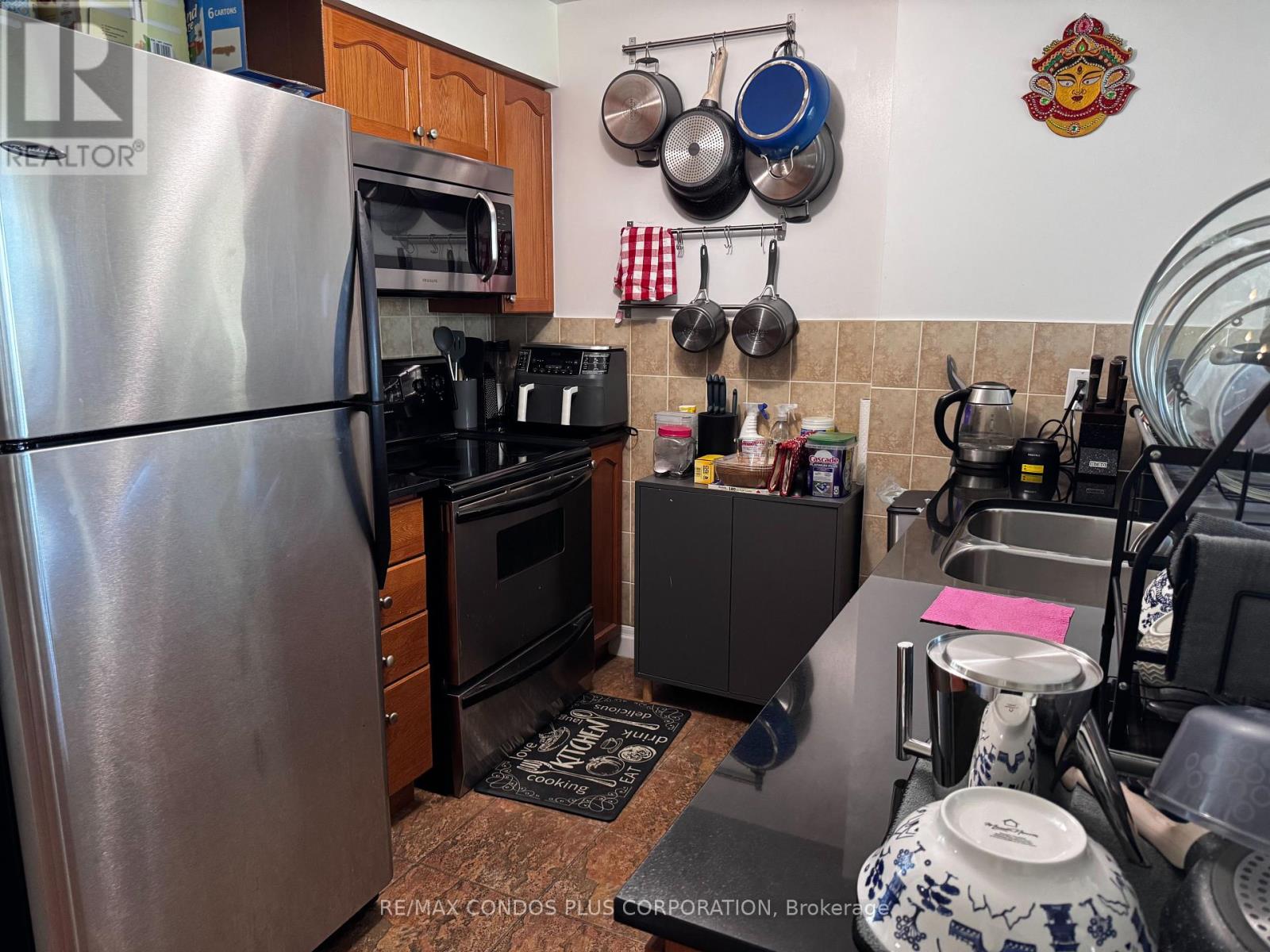 314 - 2119 Lake Shore Boulevard W, Toronto, Ontario  M8V 4E8 - Photo 5 - W12465052