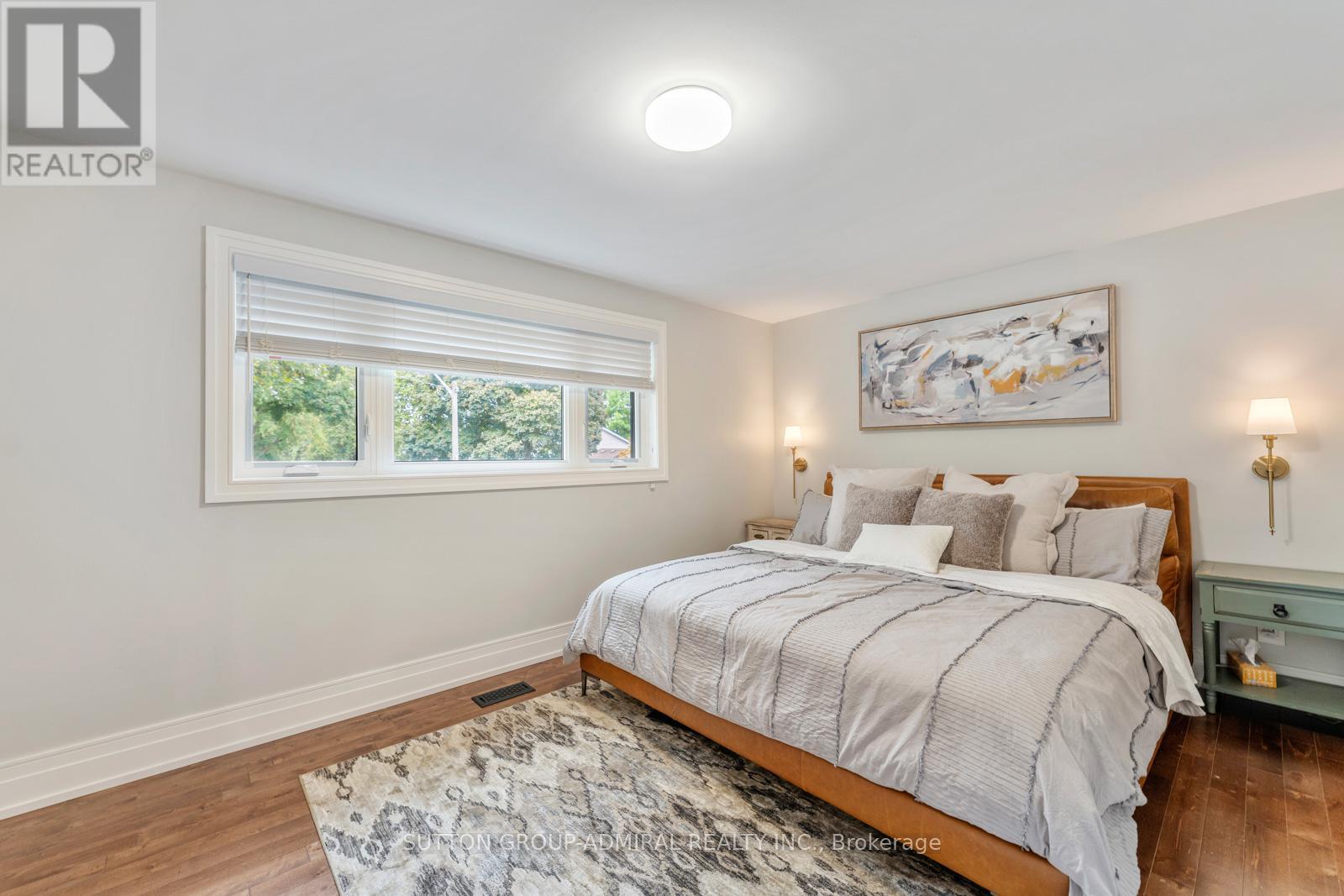 41 Waterford Drive, Toronto (Willowridge-Martingrove-Richview), Ontario  M9R 2N5 - Photo 10 - W12465060