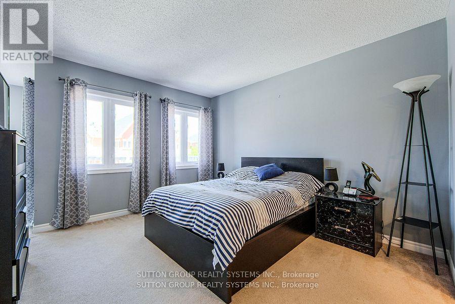 406 - 1701 Lampman Avenue, Burlington (Uptown), Ontario  L7L 6R9 - Photo 12 - W12465091