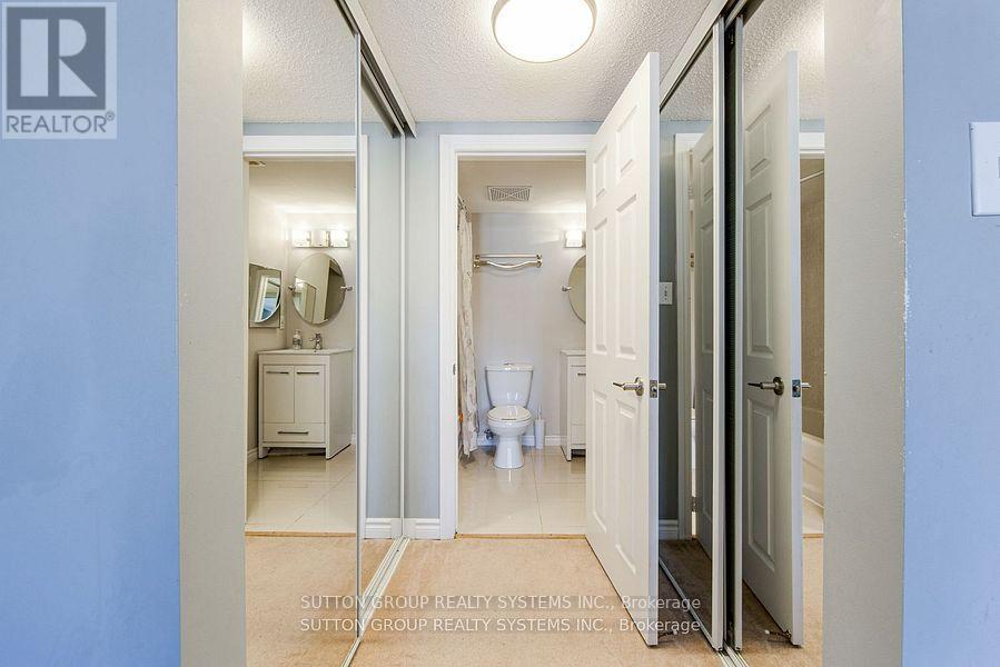 406 - 1701 Lampman Avenue, Burlington (Uptown), Ontario  L7L 6R9 - Photo 16 - W12465091