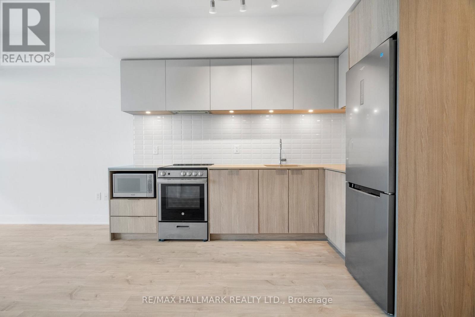 601 - 65 Annie Craig Drive, Toronto, Ontario  M8V 0C4 - Photo 13 - W12465110