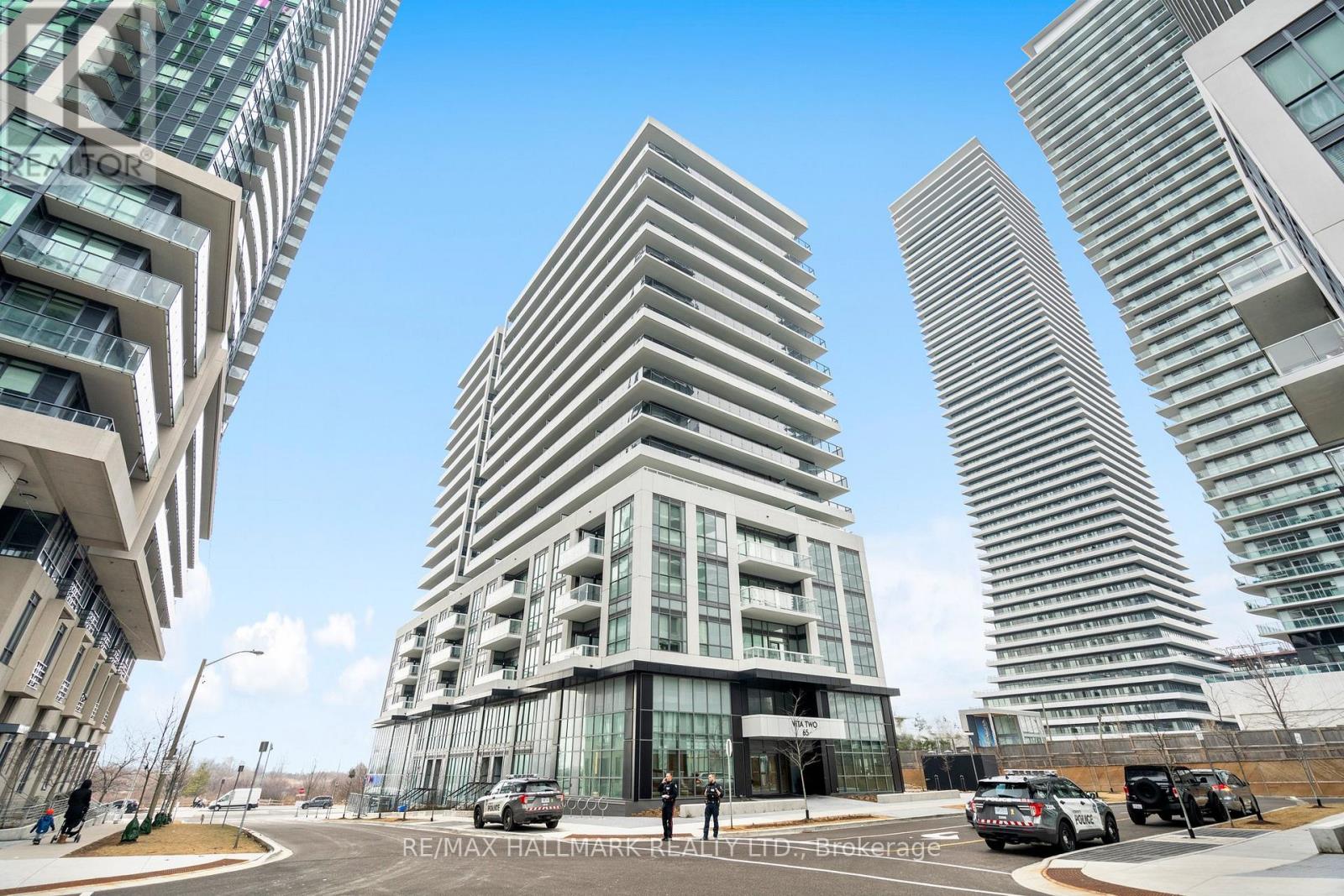 601 - 65 Annie Craig Drive, Toronto, Ontario  M8V 0C4 - Photo 2 - W12465110