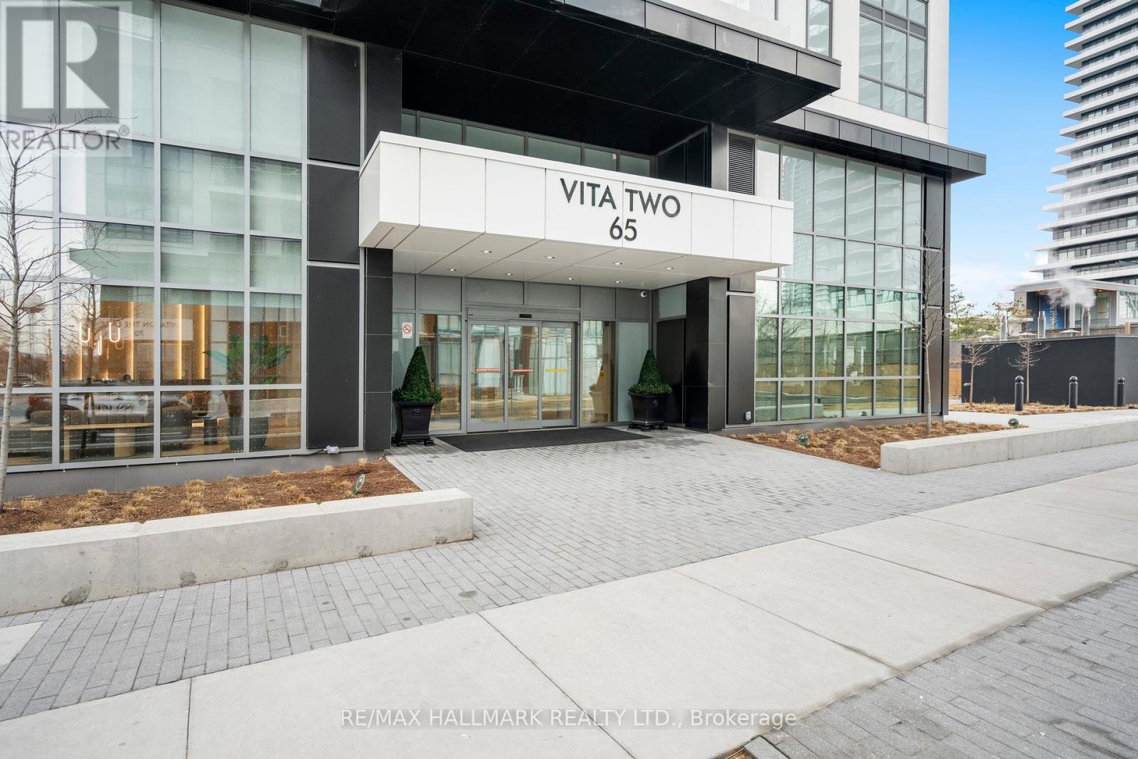 601 - 65 Annie Craig Drive, Toronto, Ontario  M8V 0C4 - Photo 3 - W12465110
