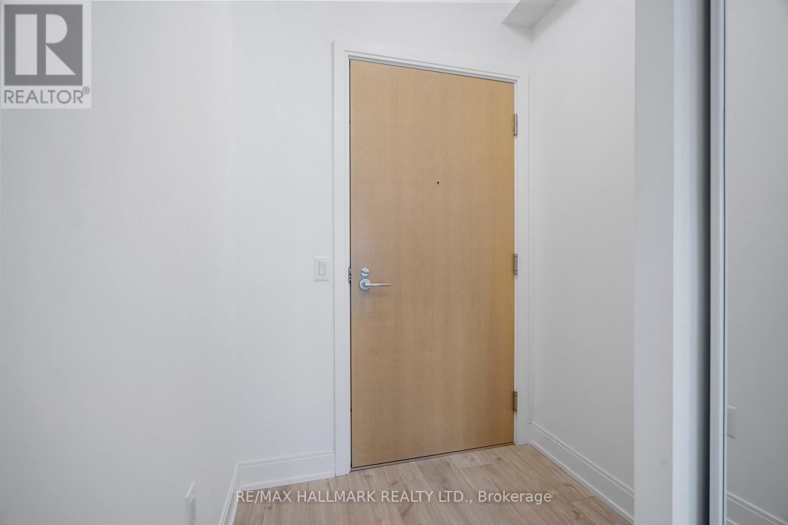 601 - 65 Annie Craig Drive, Toronto, Ontario  M8V 0C4 - Photo 5 - W12465110