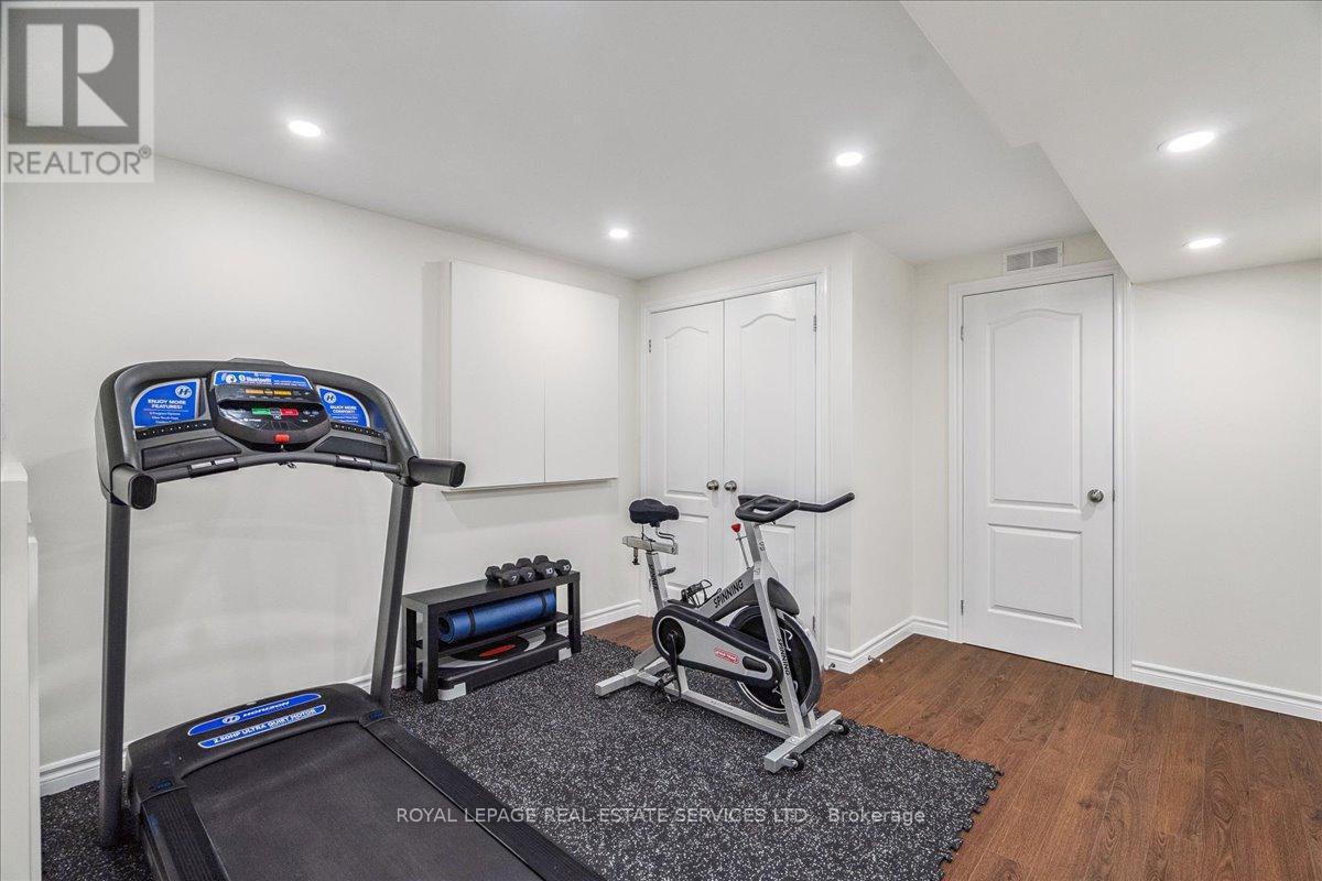 3066 Highvalley Road, Oakville (Bc Bronte Creek), Ontario  L6M 5H3 - Photo 21 - W12465116
