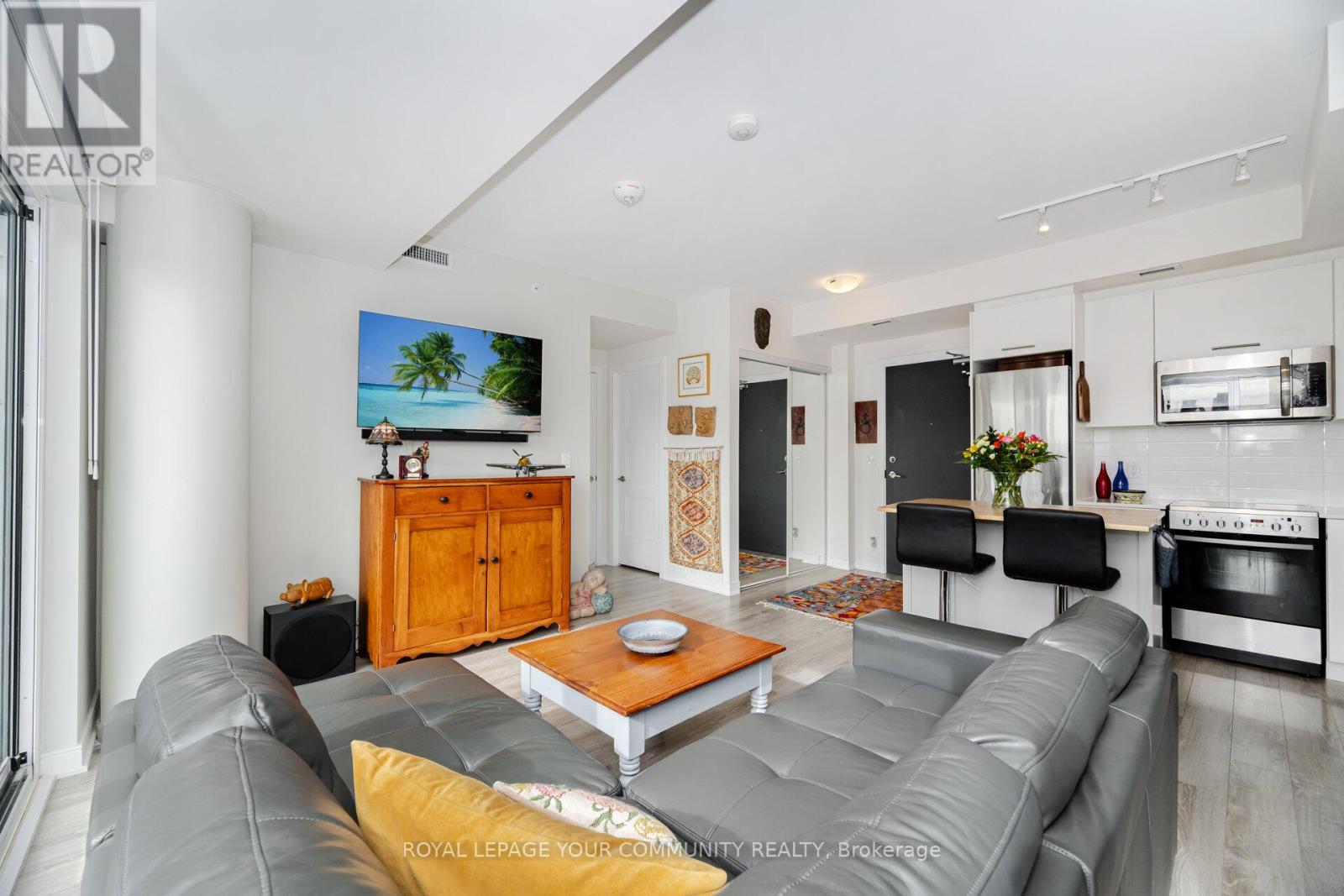512 - 1 Neighbourhood Lane, Toronto (Stonegate-Queensway), Ontario  M8Y 0C2 - Photo 22 - W12465120