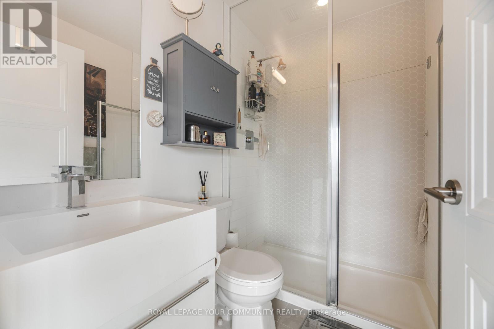 512 - 1 Neighbourhood Lane, Toronto (Stonegate-Queensway), Ontario  M8Y 0C2 - Photo 25 - W12465120