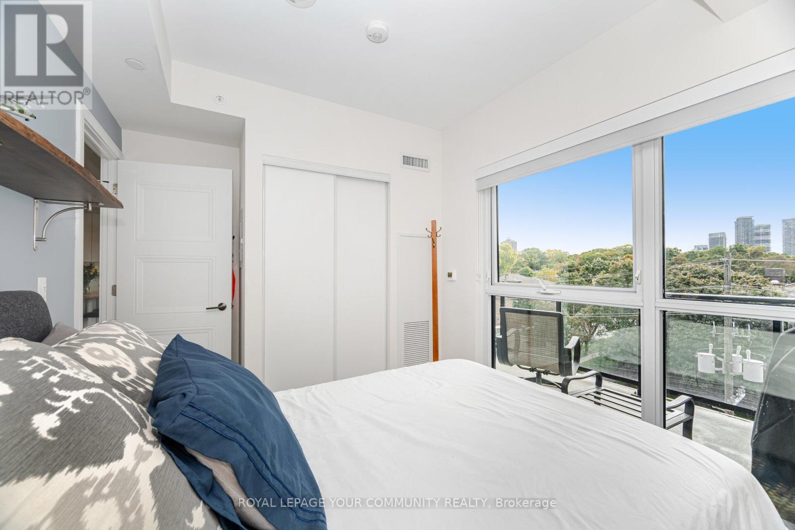 512 - 1 Neighbourhood Lane, Toronto (Stonegate-Queensway), Ontario  M8Y 0C2 - Photo 28 - W12465120
