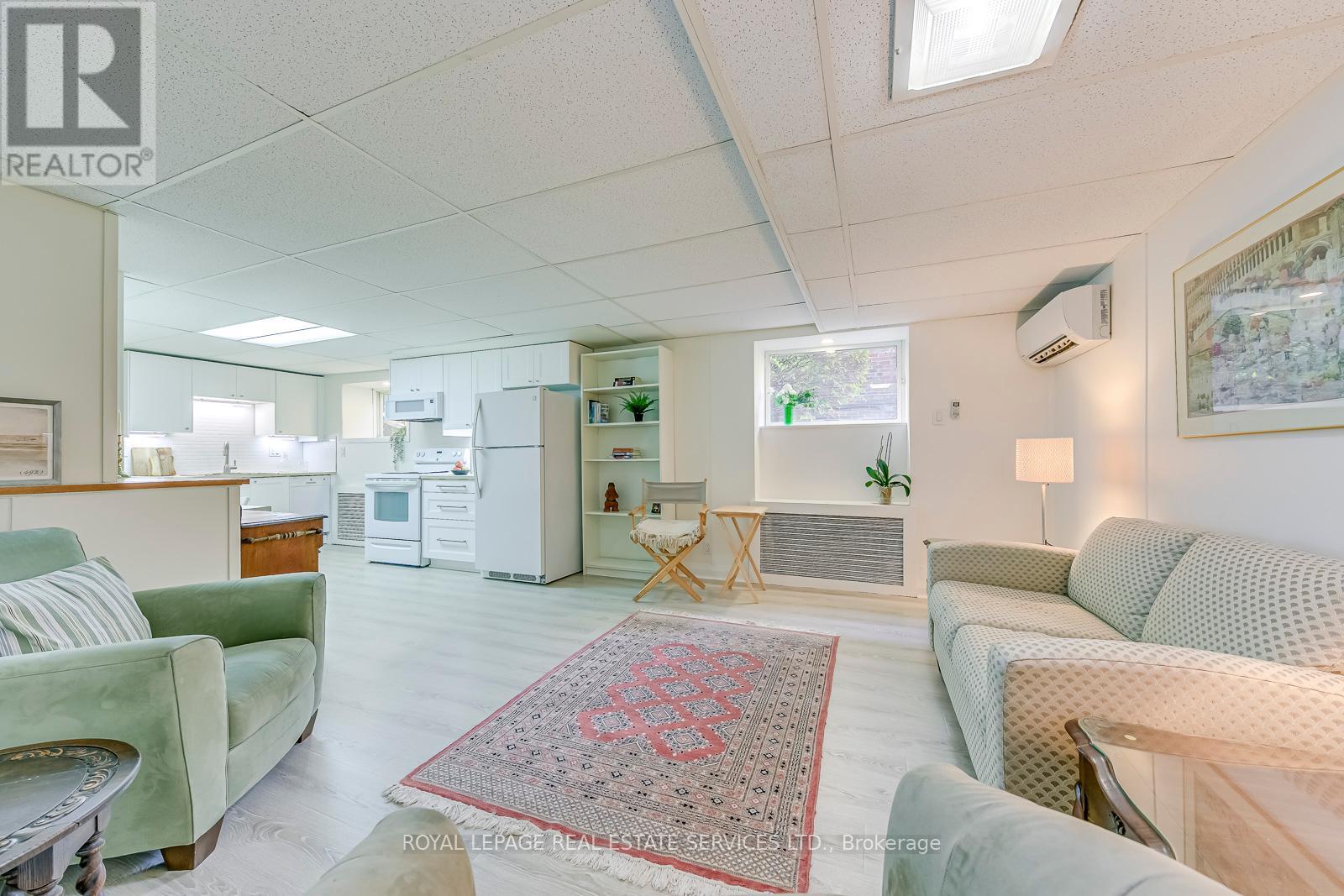4 - 63 High Park Boulevard, Toronto, Ontario  M6R 1M9 - Photo 10 - W12465135