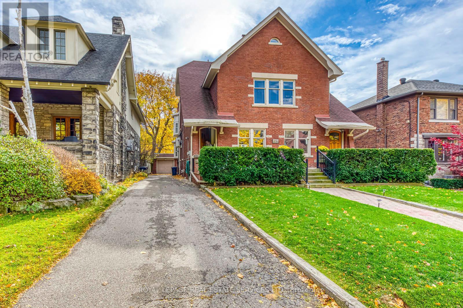 4 - 63 High Park Boulevard, Toronto, Ontario  M6R 1M9 - Photo 2 - W12465135