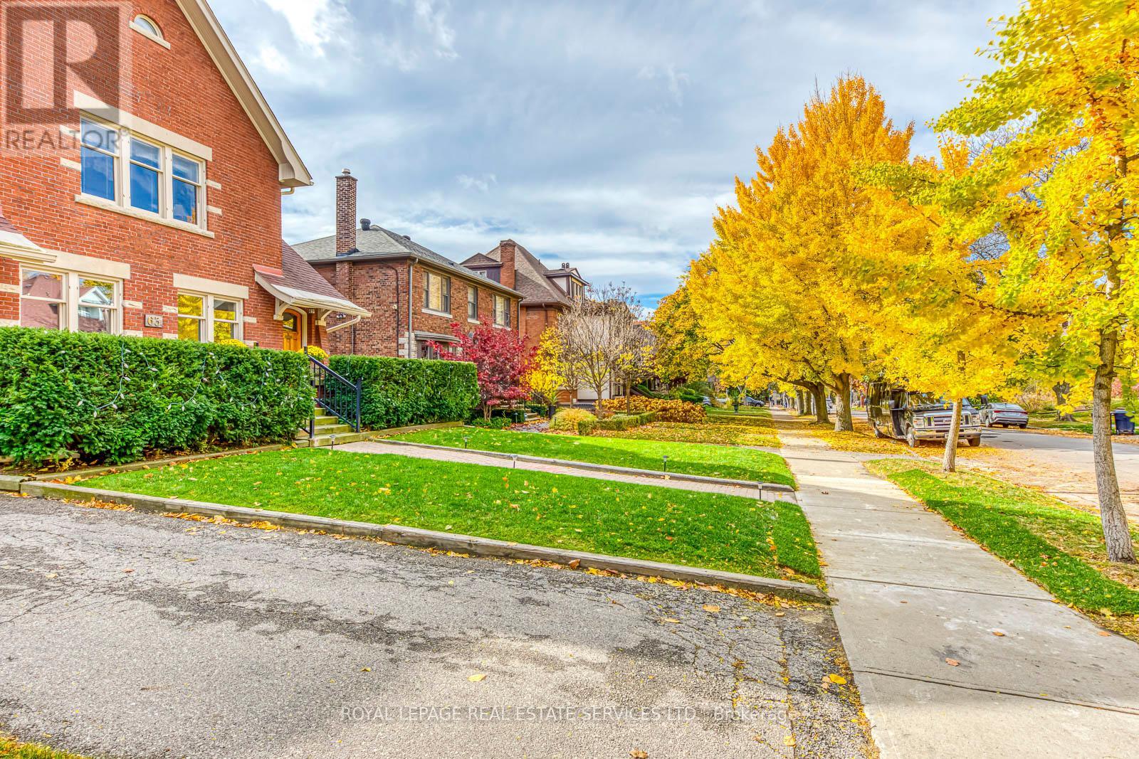 4 - 63 High Park Boulevard, Toronto, Ontario  M6R 1M9 - Photo 3 - W12465135