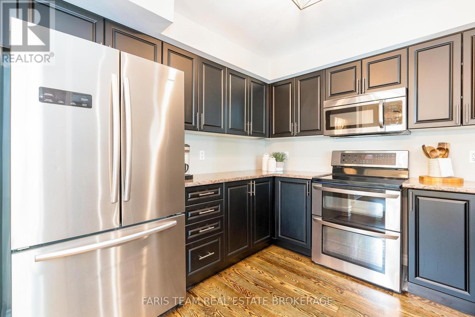 38 - 20 C Line, Orangeville, Ontario  L9W 6T7 - Photo 5 - W12465139