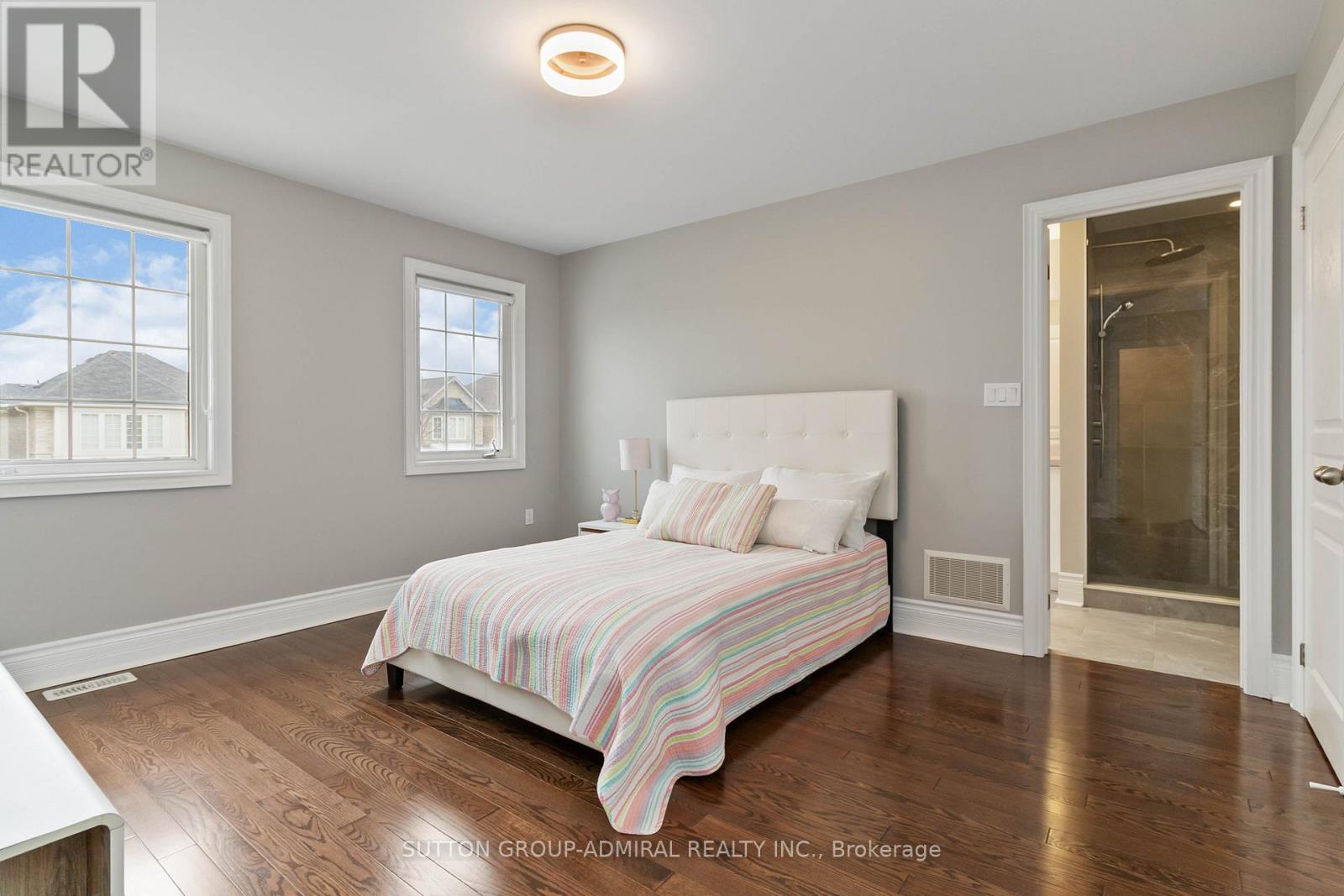 3301 Skipton Lane, Oakville, Ontario  L6M 0K2 - Photo 40 - W12465151