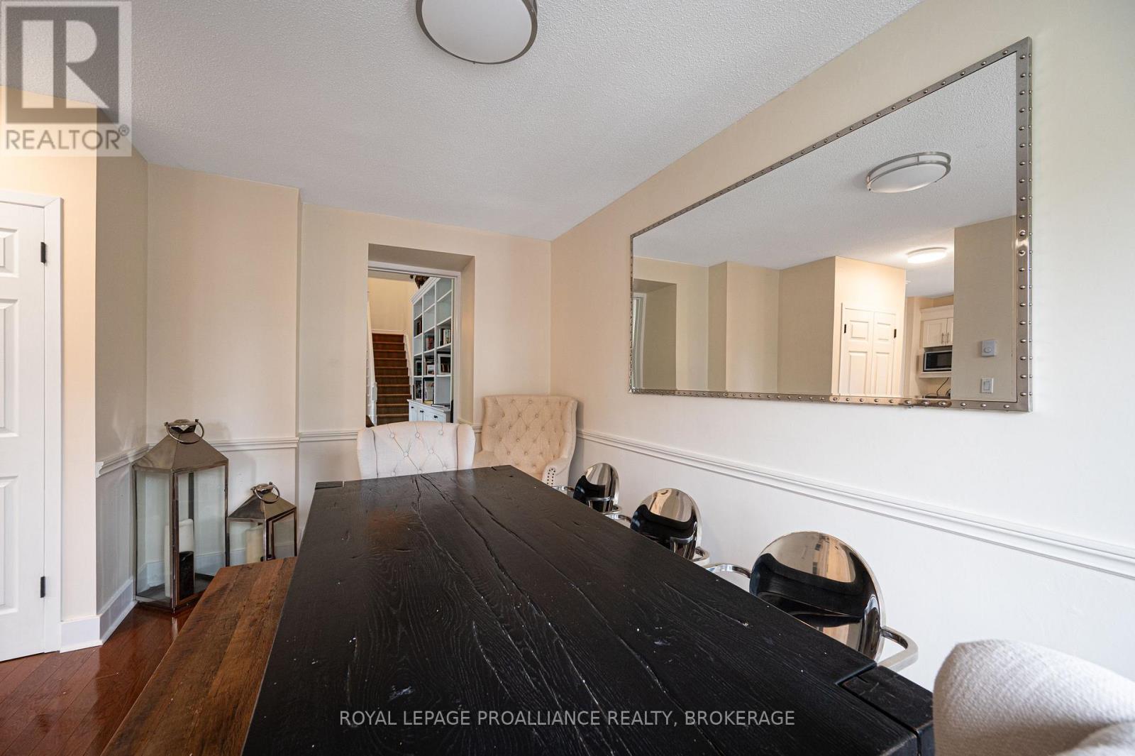 7 - 131 King Street E, Kingston, Ontario  K7L 2Z9 - Photo 14 - X12465356