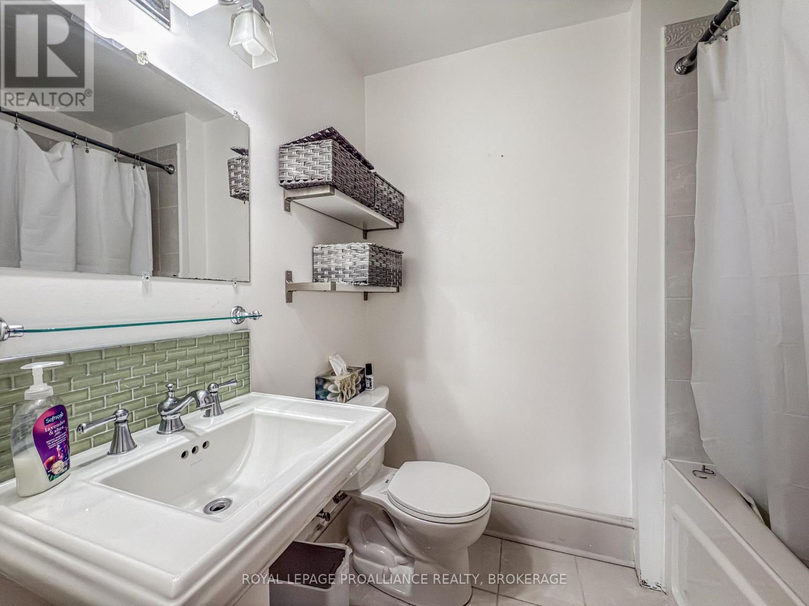 7 - 131 King Street E, Kingston, Ontario  K7L 2Z9 - Photo 25 - X12465356
