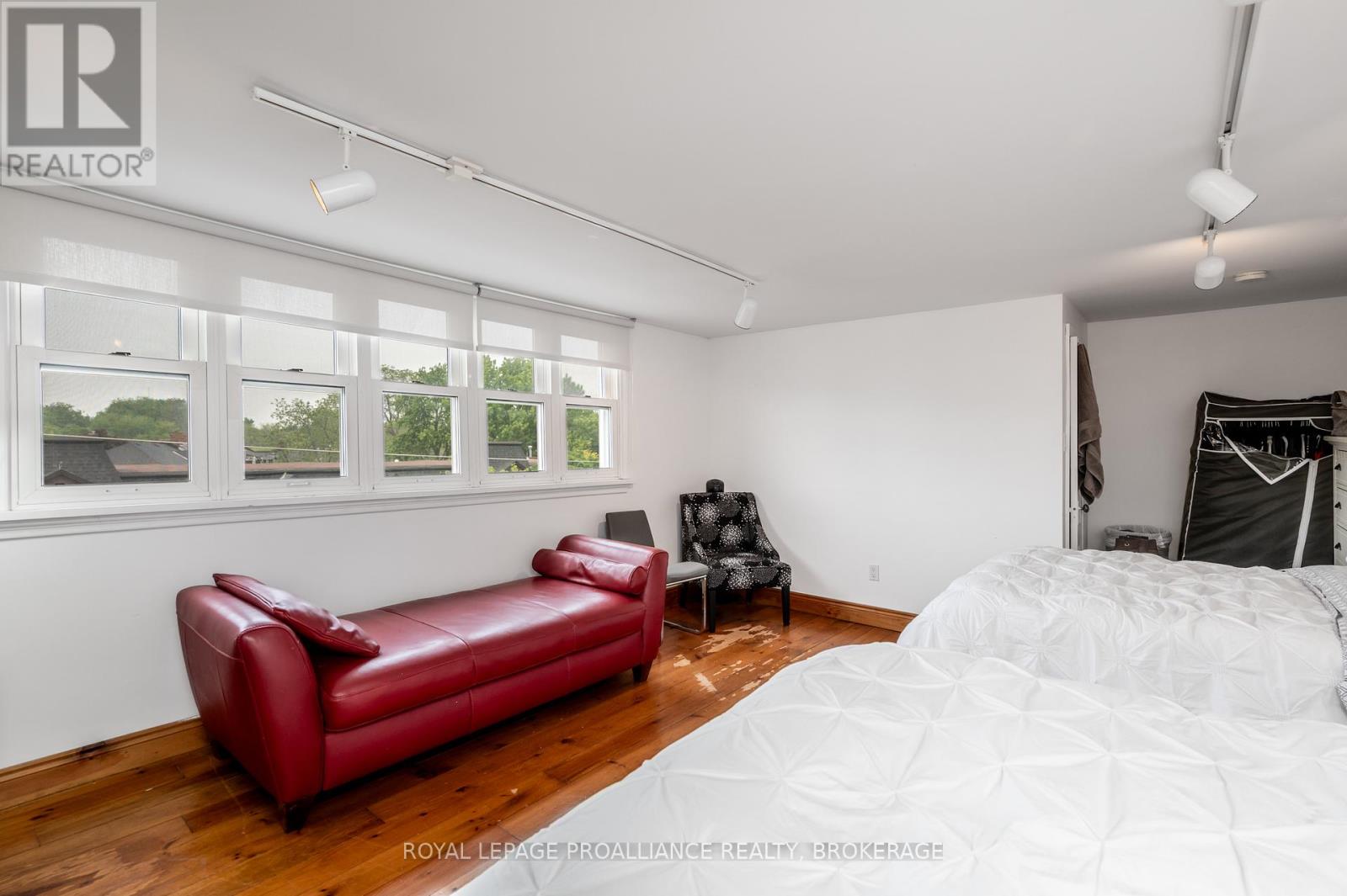 7 - 131 King Street E, Kingston, Ontario  K7L 2Z9 - Photo 30 - X12465356