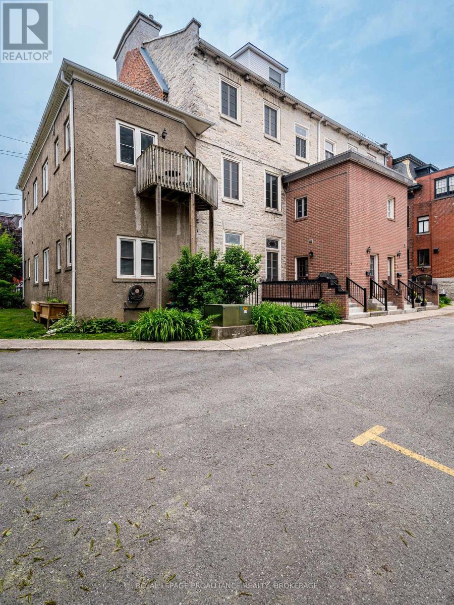 7 - 131 King Street E, Kingston, Ontario  K7L 2Z9 - Photo 32 - X12465356