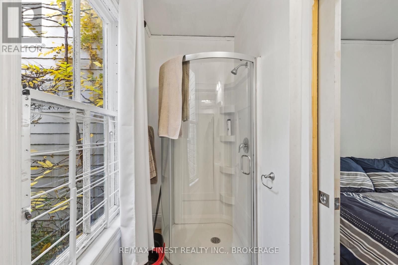 202 Montreal Street, Kingston, Ontario  K7K 3G4 - Photo 12 - X12465373