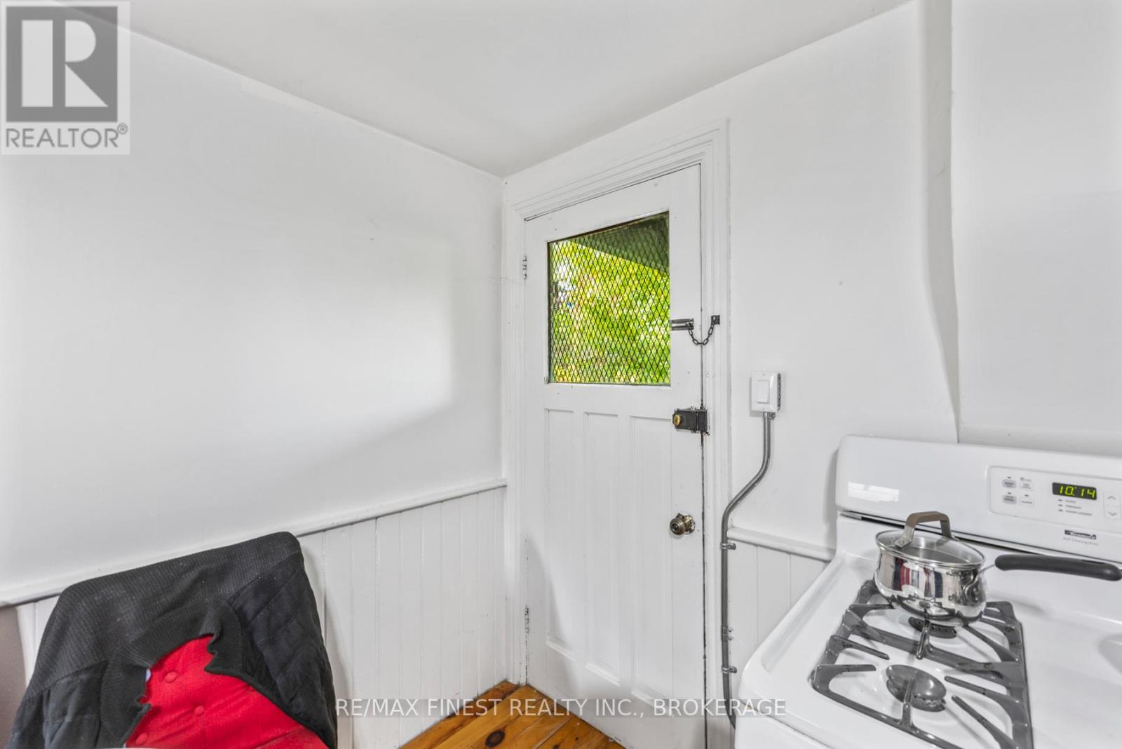 202 Montreal Street, Kingston, Ontario  K7K 3G4 - Photo 17 - X12465373