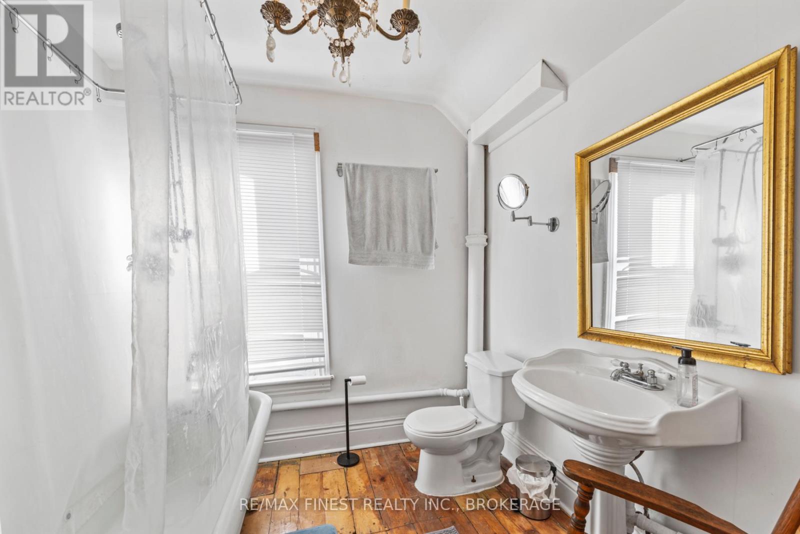 202 Montreal Street, Kingston, Ontario  K7K 3G4 - Photo 29 - X12465373