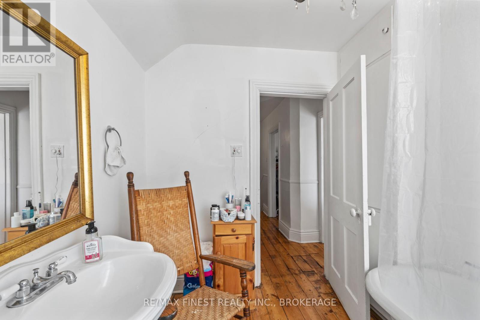 202 Montreal Street, Kingston, Ontario  K7K 3G4 - Photo 30 - X12465373