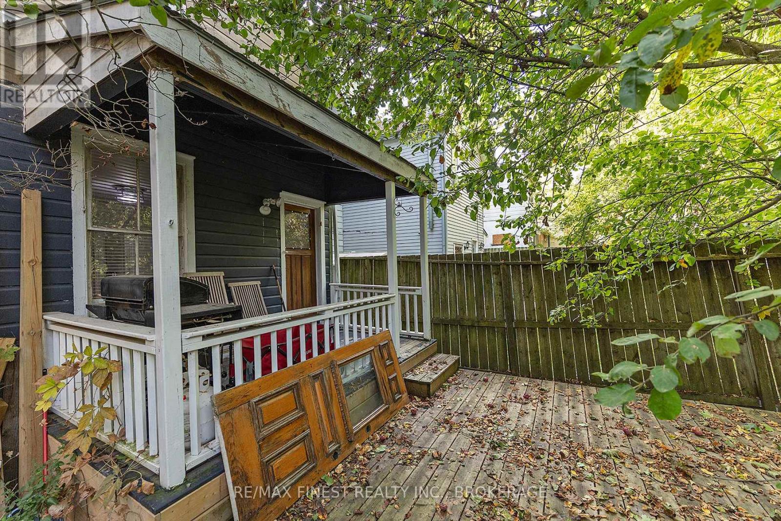 202 Montreal Street, Kingston, Ontario  K7K 3G4 - Photo 34 - X12465373