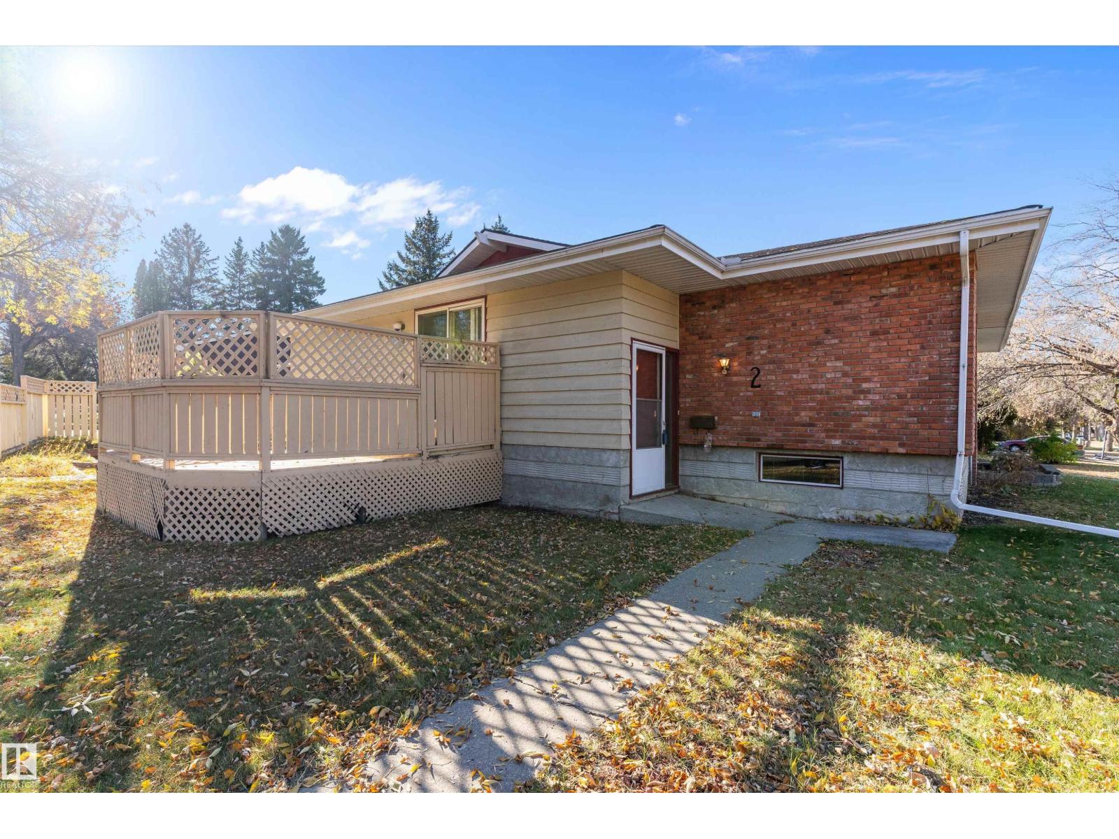 2 Greenbrier Cr, St. Albert, Alberta  T5W 3J9 - Photo 3 - E4462276
