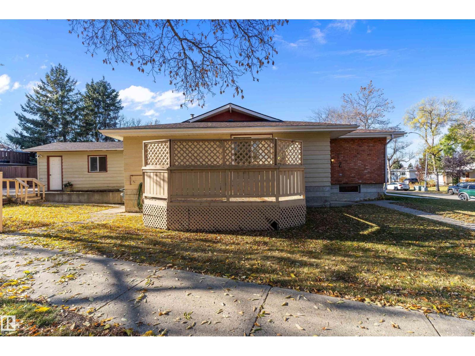 2 Greenbrier Cr, St. Albert, Alberta  T5W 3J9 - Photo 4 - E4462276