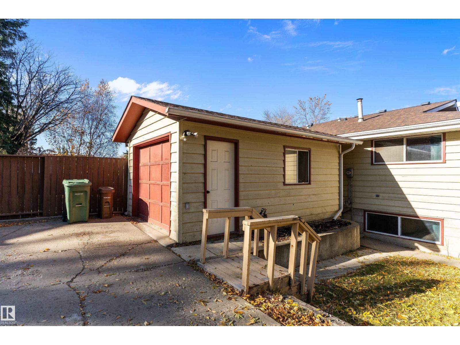 2 Greenbrier Cr, St. Albert, Alberta  T5W 3J9 - Photo 41 - E4462276