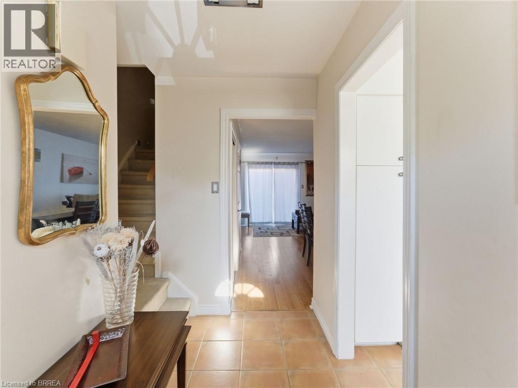 2107 Marine Drive Unit# 21, Oakville, Ontario  L6L 1B8 - Photo 4 - 40775938
