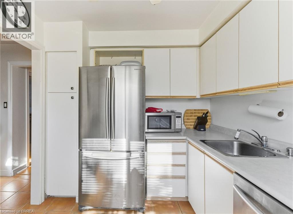 2107 Marine Drive Unit# 21, Oakville, Ontario  L6L 1B8 - Photo 6 - 40775938