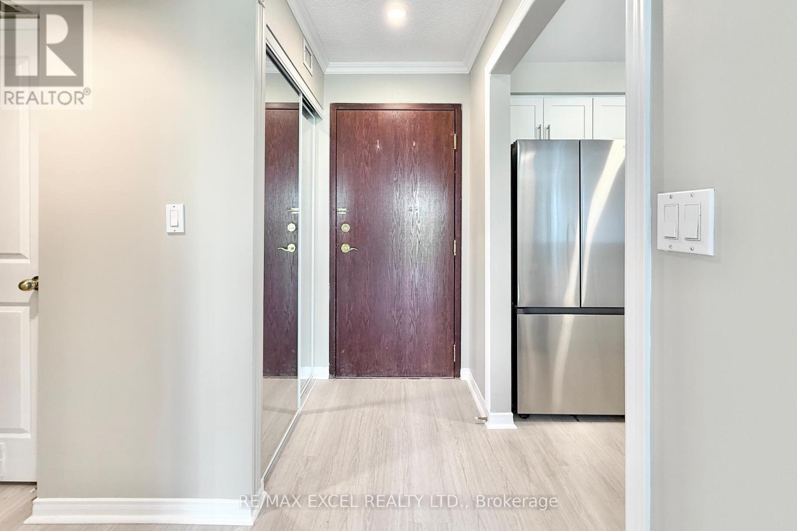 312 - 38 Hollywood Avenue, Toronto, Ontario  M2N 6S5 - Photo 3 - C12460827