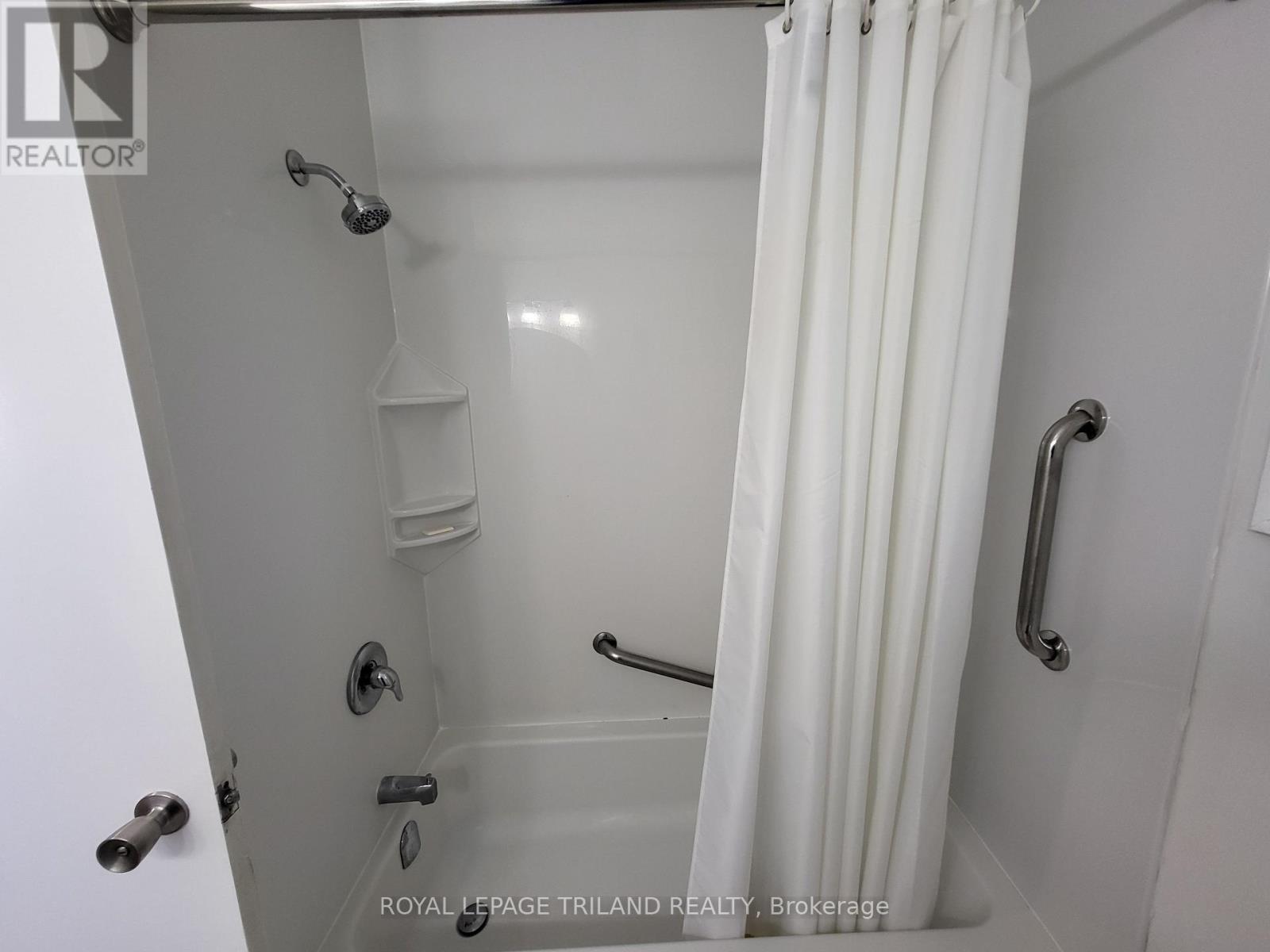 30 Culver Court, London East, Ontario  N5V 3E8 - Photo 16 - X12465283