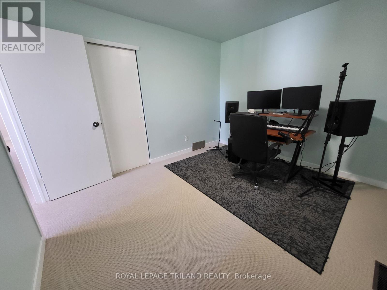 30 Culver Court, London East, Ontario  N5V 3E8 - Photo 19 - X12465283