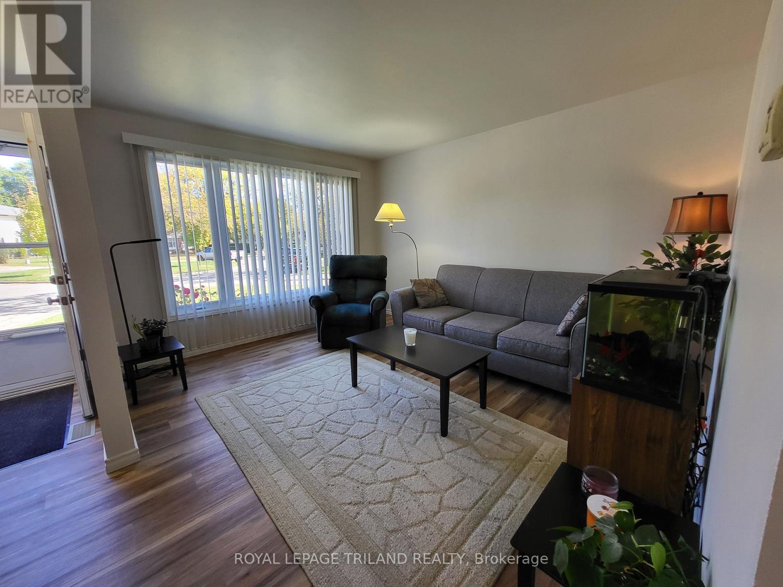 30 Culver Court, London East, Ontario  N5V 3E8 - Photo 8 - X12465283
