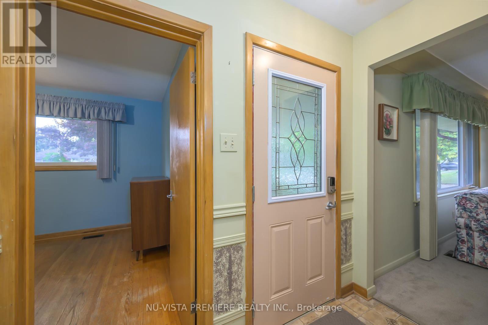 193 King Edward Avenue, London South, Ontario  N5Z 3T6 - Photo 8 - X12465309