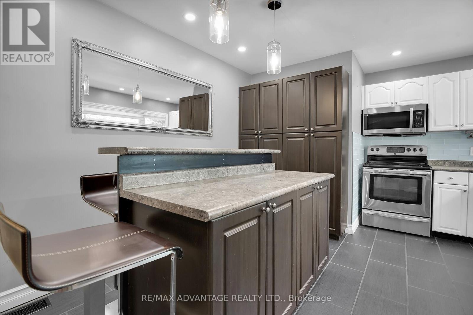 189 Kirkland Crescent, London East, Ontario  N5W 5C2 - Photo 13 - X12465346