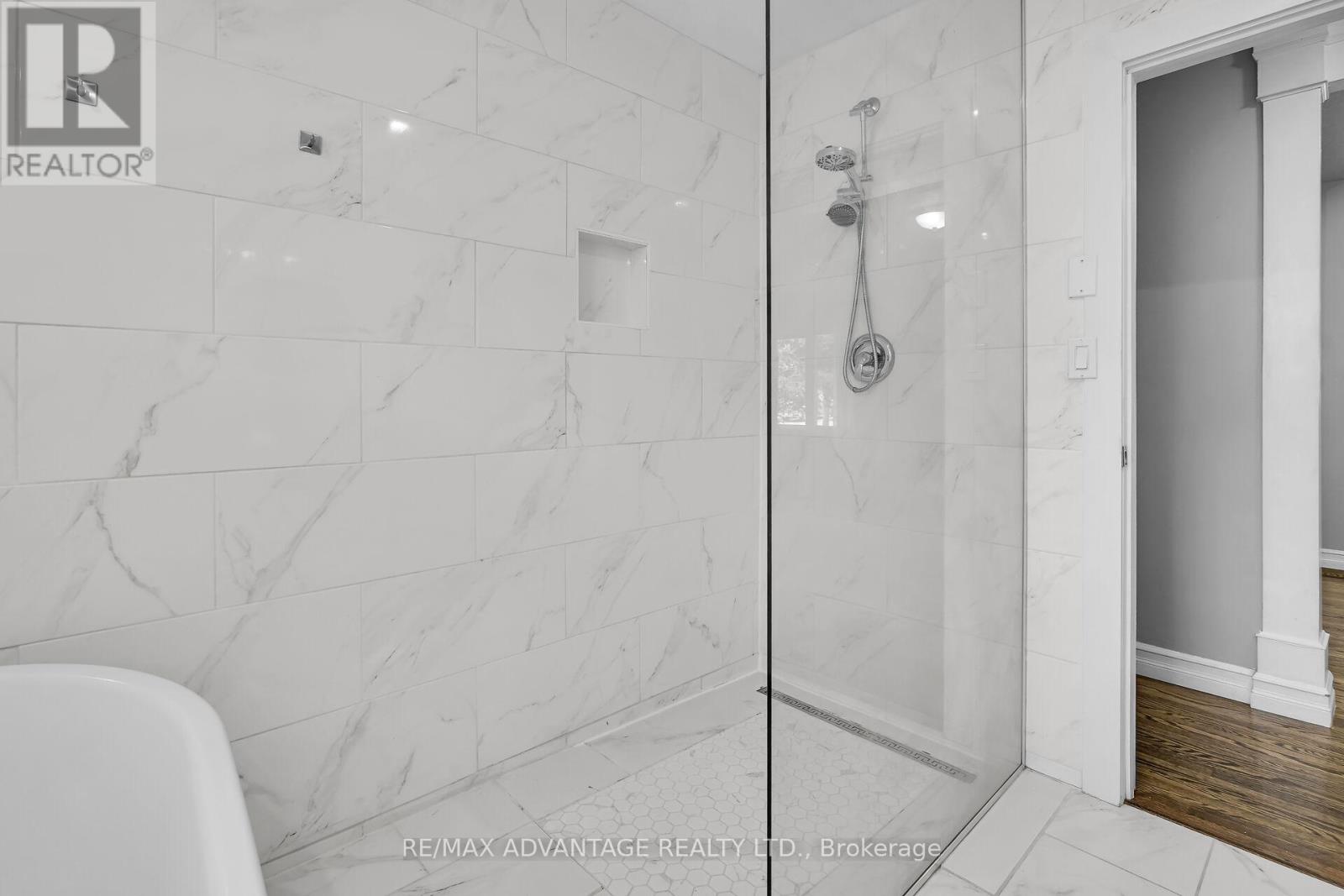 189 Kirkland Crescent, London East, Ontario  N5W 5C2 - Photo 19 - X12465346