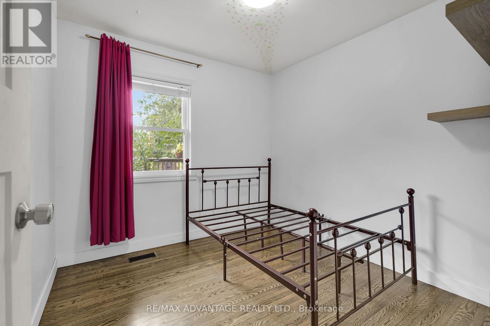 189 Kirkland Crescent, London East, Ontario  N5W 5C2 - Photo 23 - X12465346