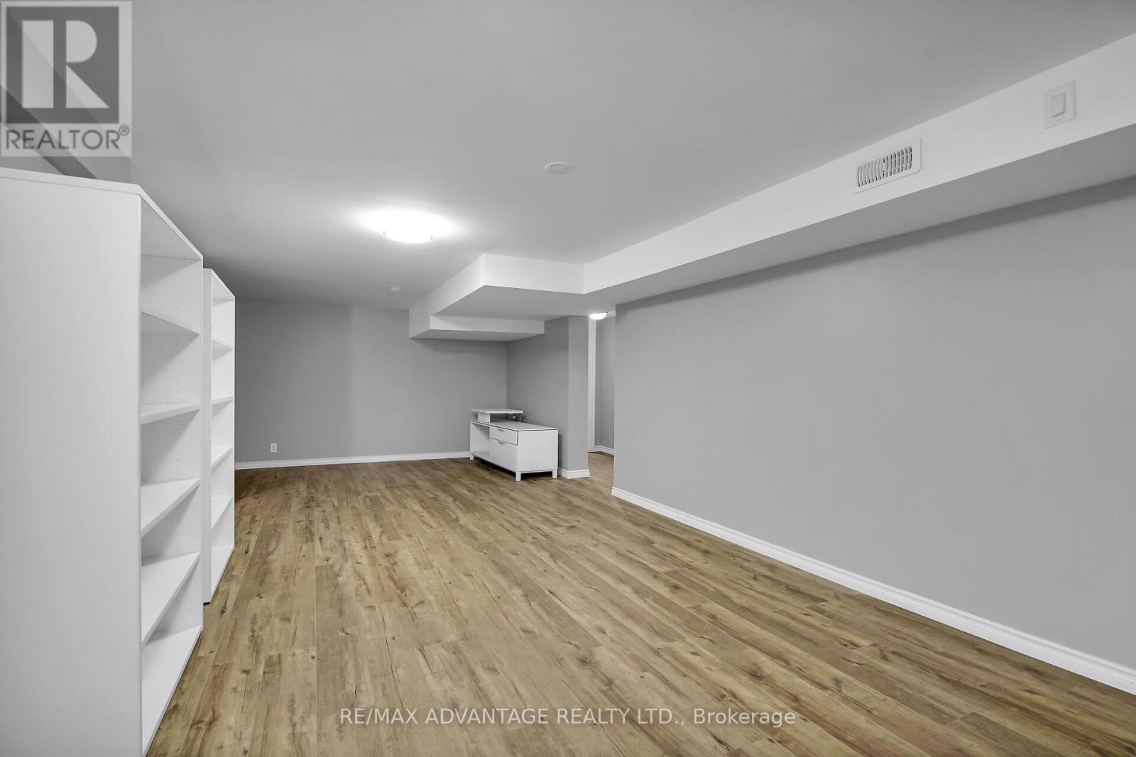 189 Kirkland Crescent, London East, Ontario  N5W 5C2 - Photo 26 - X12465346