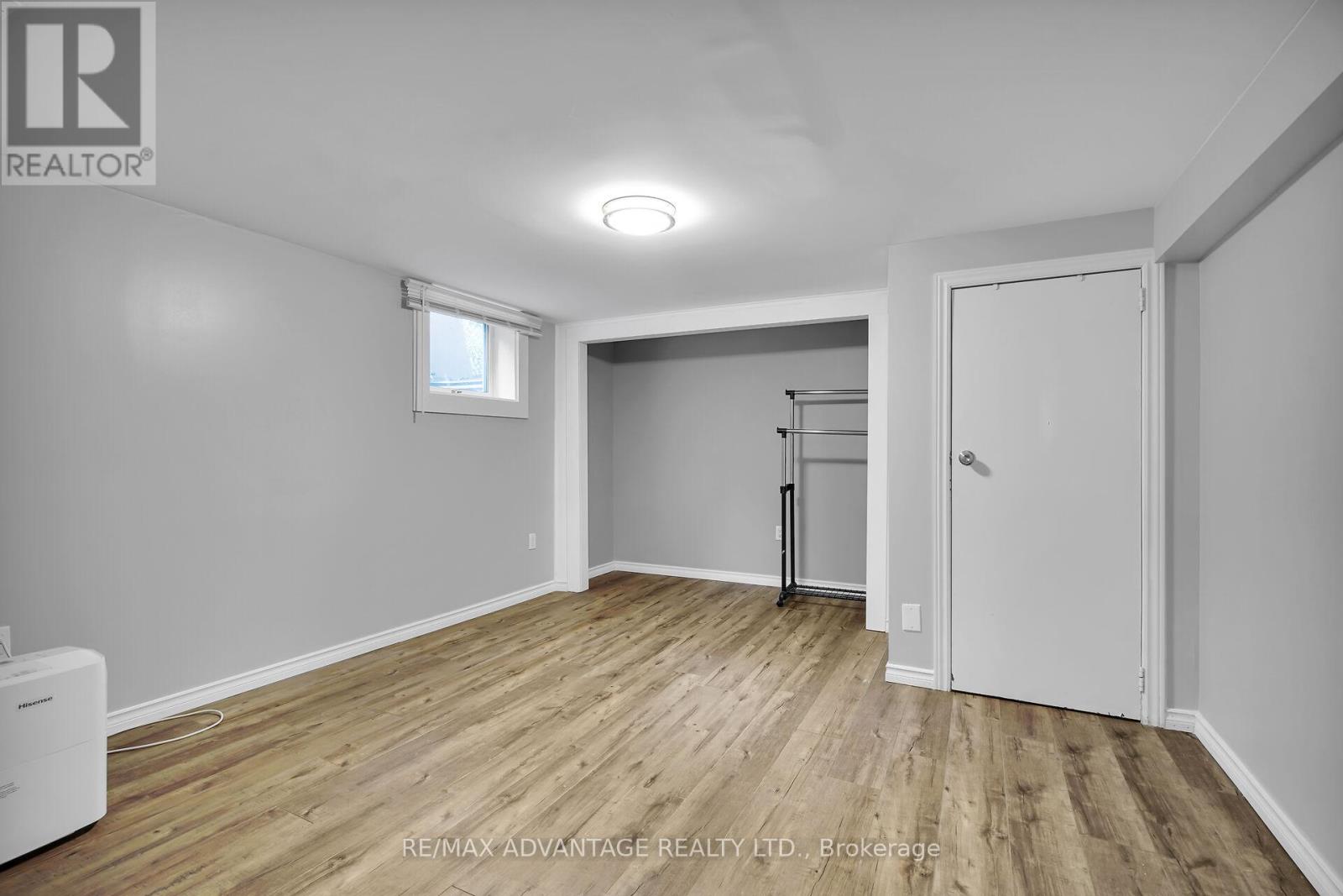 189 Kirkland Crescent, London East, Ontario  N5W 5C2 - Photo 28 - X12465346