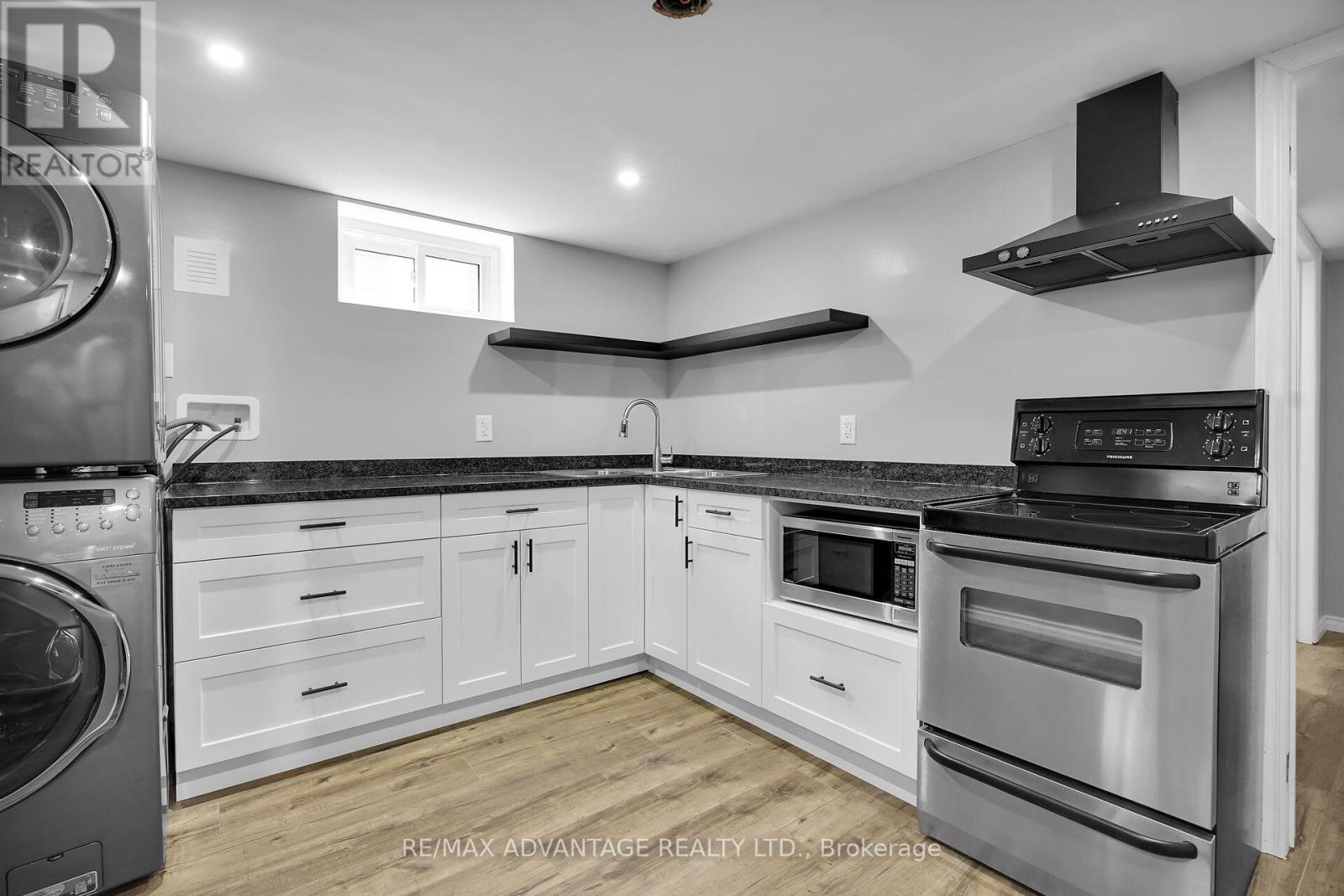 189 Kirkland Crescent, London East, Ontario  N5W 5C2 - Photo 30 - X12465346
