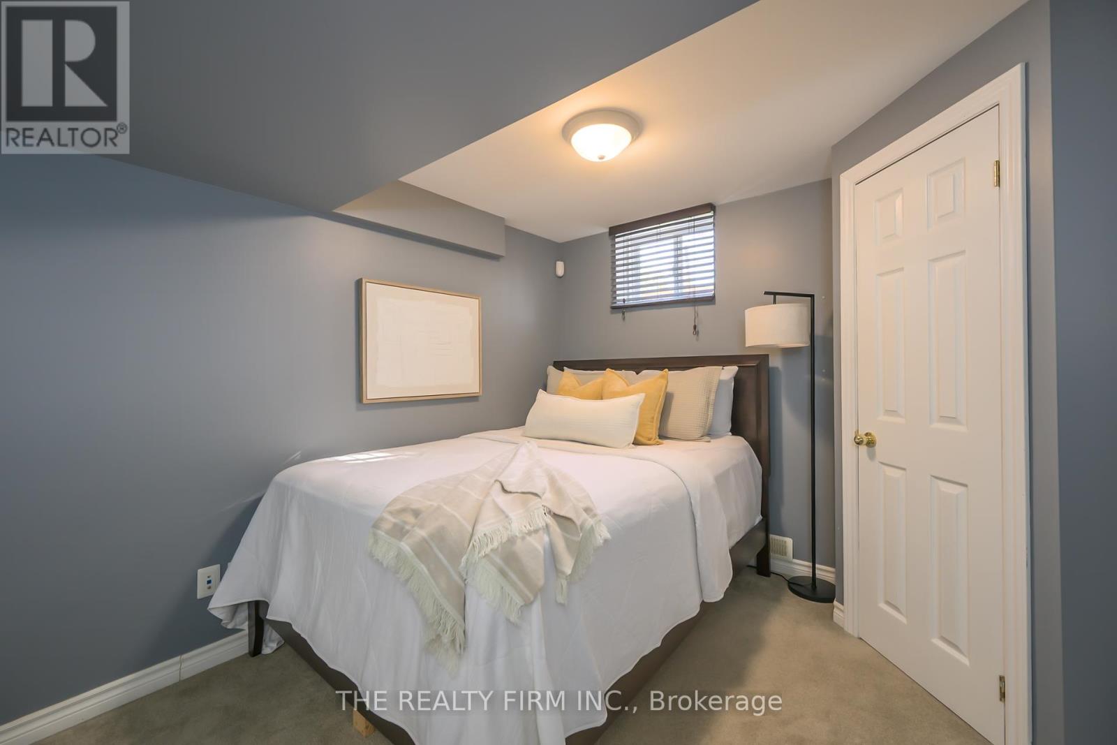 107 Loggers Grove, London East, Ontario  N5W 6G5 - Photo 27 - X12465355