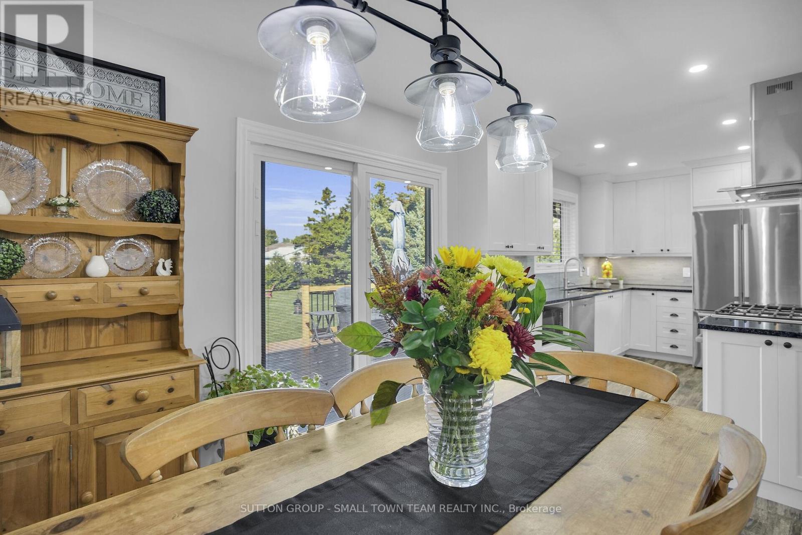 29788 Talbot Line, Dutton/dunwich, Ontario  N0L 2M0 - Photo 5 - X12465370