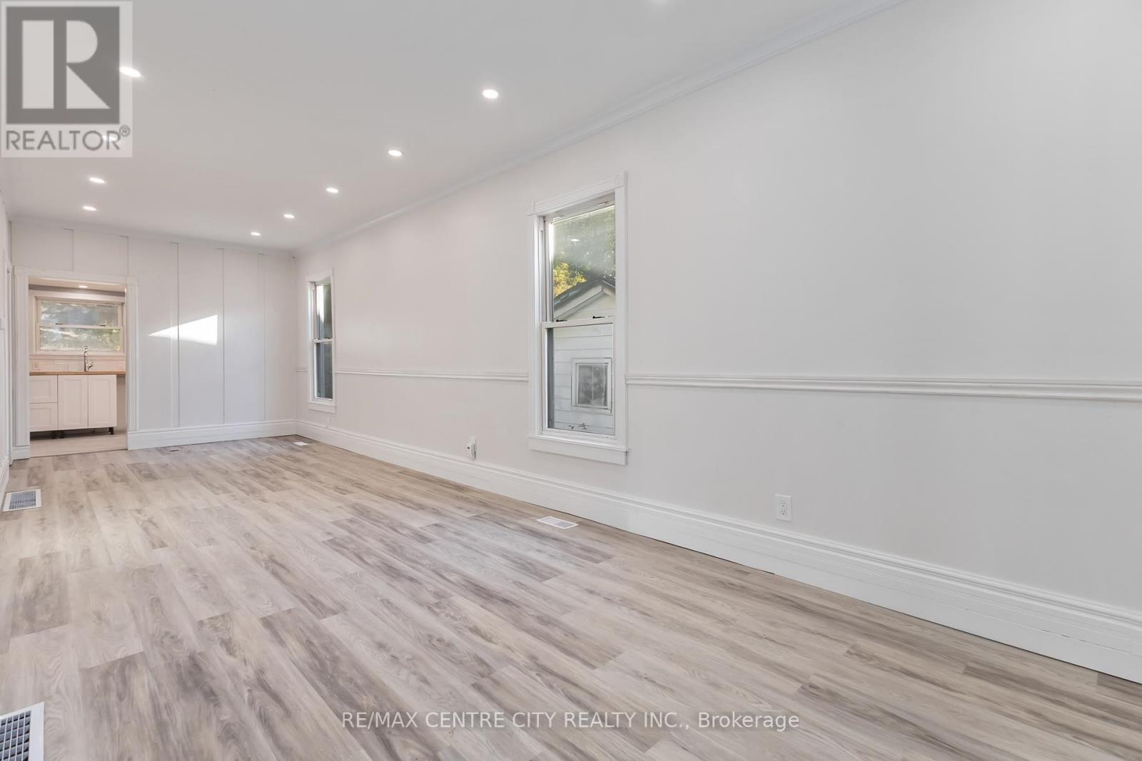 97 Walnut Street, London North (North N), Ontario  N6H 1C3 - Photo 13 - X12465371