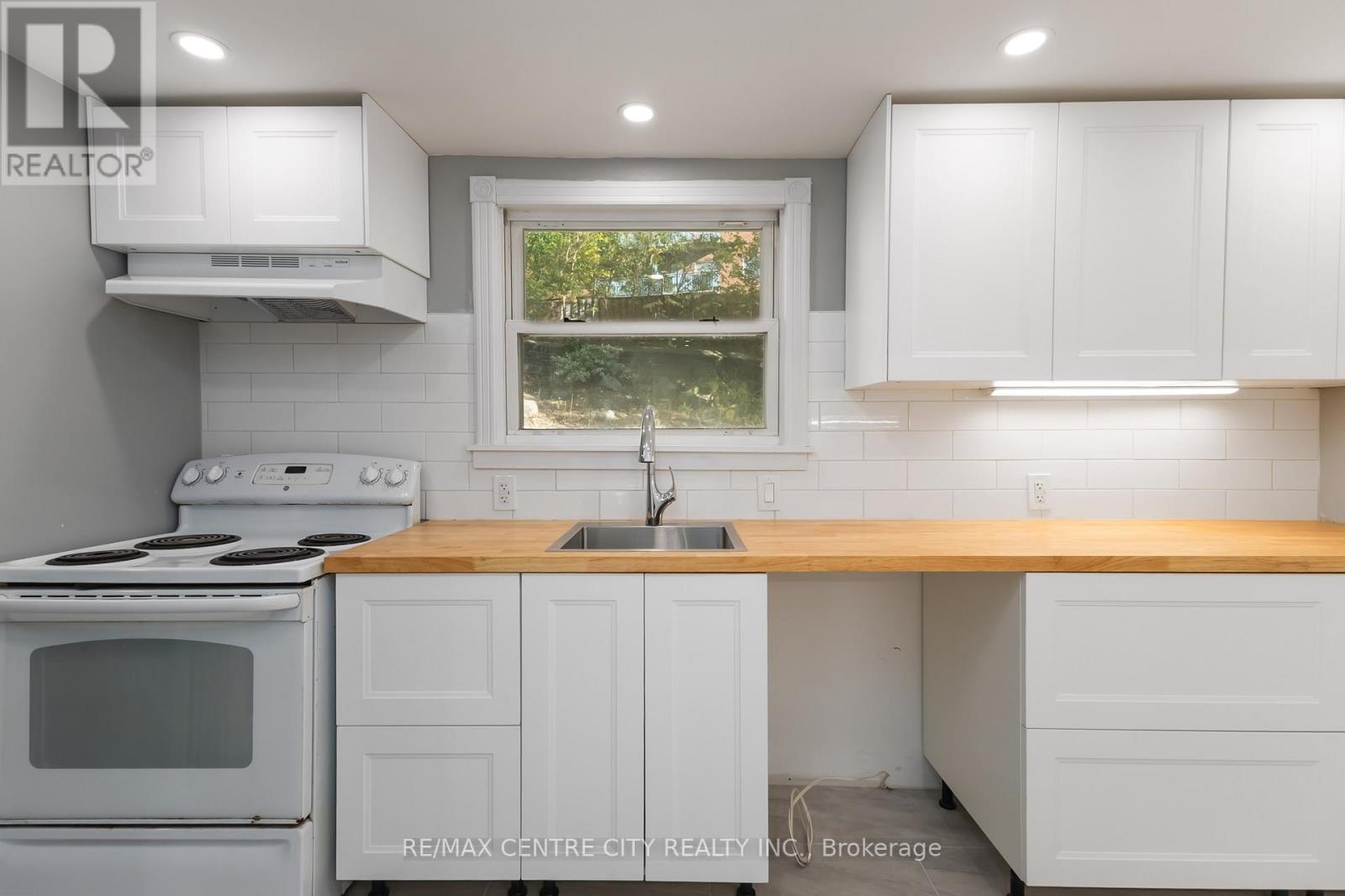 97 Walnut Street, London North (North N), Ontario  N6H 1C3 - Photo 34 - X12465371