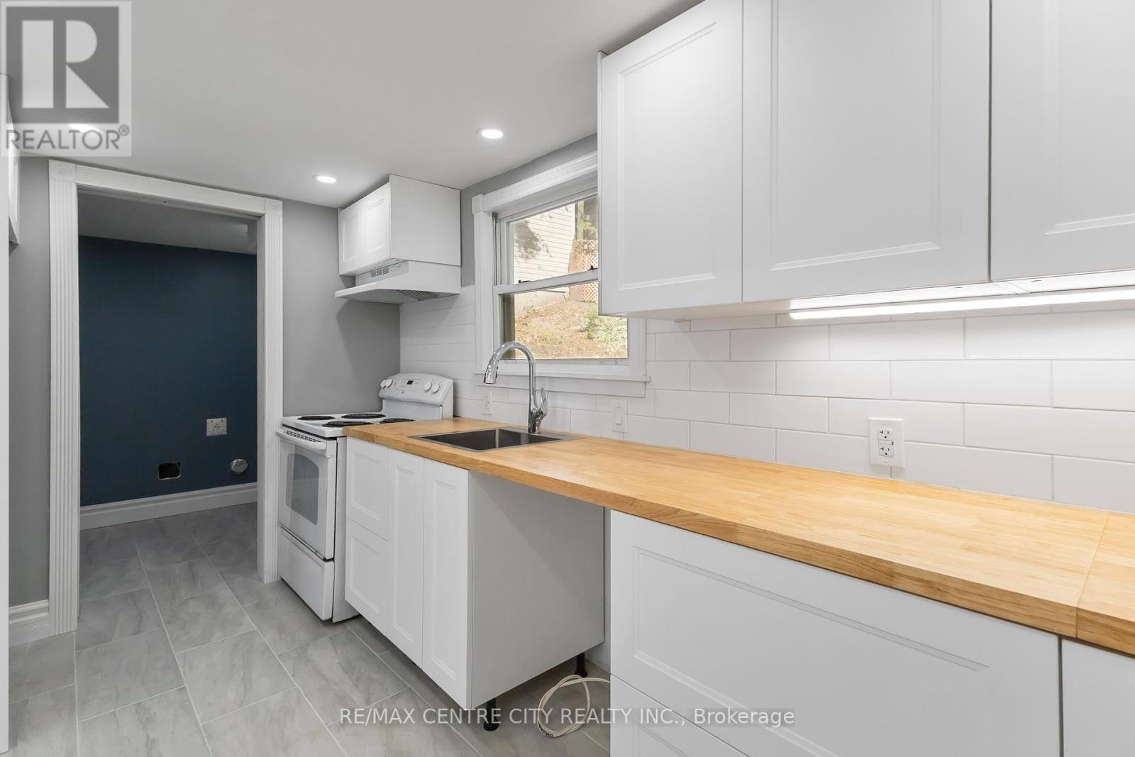 97 Walnut Street, London North (North N), Ontario  N6H 1C3 - Photo 35 - X12465371